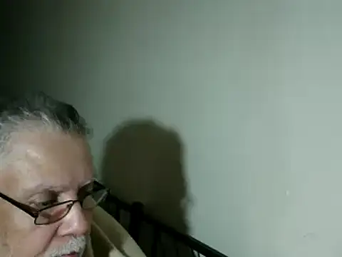 100Tauros online show from November 2025 10:42:01 PM