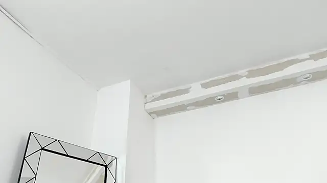 Snapshot of Juliabadlee chatting on December 2024 03:25:02 AM Juliabadlee online show from December 2024 03:25:02 AM