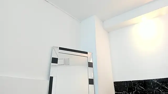 Snapshot of Juliabadlee chatting on February 2025 03:34:02 AM Juliabadlee online show from February 2025 03:34:02 AM