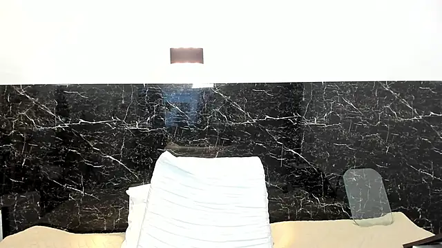 Snapshot of Juliabadlee chatting on March 2025 11:49:02 PM Juliabadlee online show from March 2025 11:49:02 PM