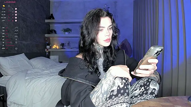 uwuxxxeva online show from January 2026 08:12:01 PM