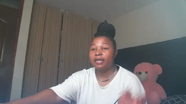 R-thequeen online show from July 2026 12:36:02 PM