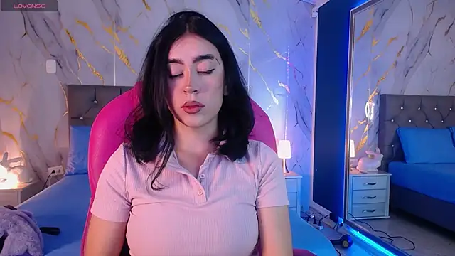 Julieta De Los Angeles online show from February 2025 03:45:01 AM