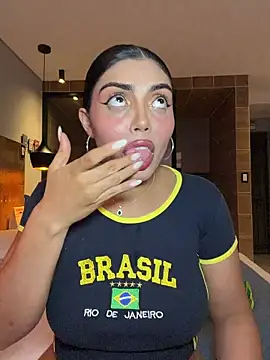 Snapshot of zui_lu chatting on February 2026 01:43:02 AM zui lu online show from February 2026 01:43:02 AM