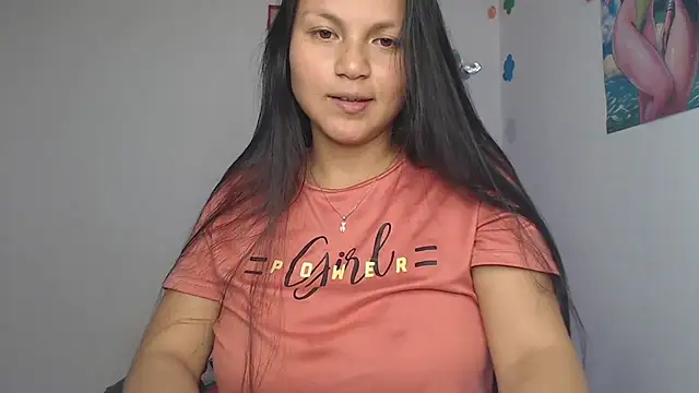 Snapshot of Zafiroweb09 chatting on December 2024 08:48:01 PM Zafiroweb09 online show from December 2024 08:48:01 PM