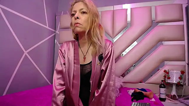 sophia ny online show from February 2025 12:36:02 AM