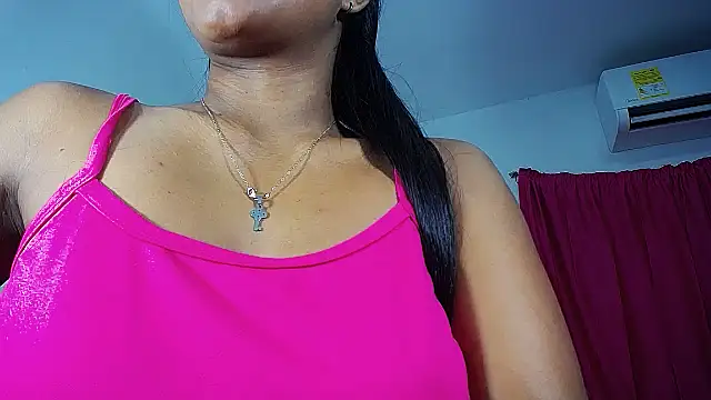 Snapshot of Sashabreck chatting on June 2026 03:33:01 AM Sashabreck online show from June 2026 03:33:01 AM