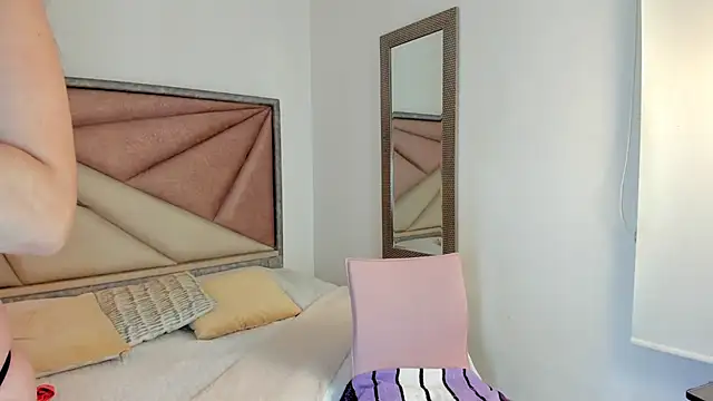 BarbaraKnox  online show from November 2025 11:59:01 PM