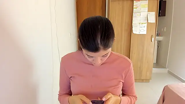 misstoya online show from February 2025 01:41:02 AM