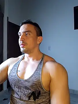 Snapshot of jhay-crux chatting on November 2025 10:20:02 PM jhay-crux online show from November 2025 10:20:02 PM