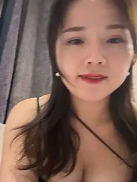 Efangfang online show from January 2025 12:22:01 PM