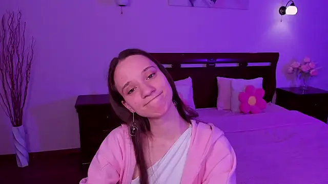 StaceySunny online show from April 2026 09:39:33 PM