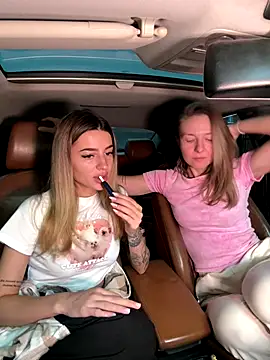 Jasmine urPrincess online show from November 2025 05:18:02 AM