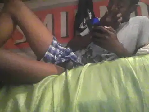 Snapshot of MkingPin chatting on March 2025 09:15:01 PM MkingPin online show from March 2025 09:15:01 PM