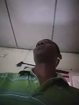 Snapshot of MkingPin chatting on November 2025 04:55:02 AM MkingPin online show from November 2025 04:55:02 AM