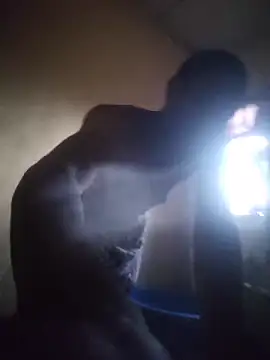 Snapshot of MkingPin chatting on December 2025 04:07:01 AM MkingPin online show from December 2025 04:07:01 AM