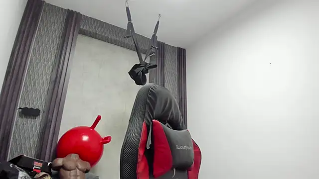 selene red  online show from February 2026 12:28:02 AM