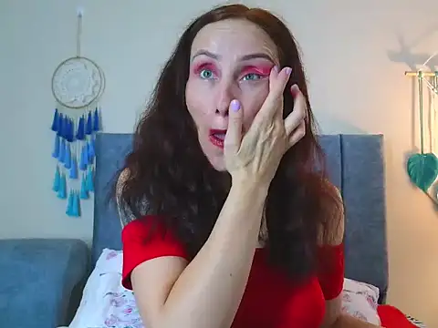 IberianMoonMK online show from November 2025 06:29:01 PM