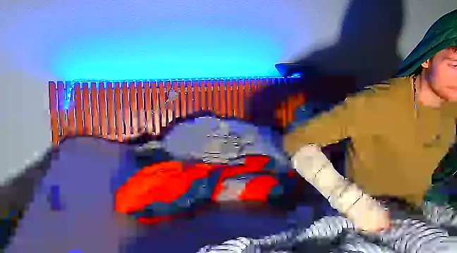 emma neko online show from March 2025 02:33:02 PM