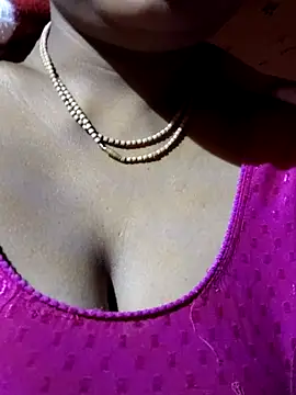 DARK WINE  online show from November 2025 10:42:02 PM