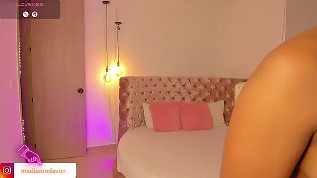 madisson davon online show from March 2026 10:57:02 PM