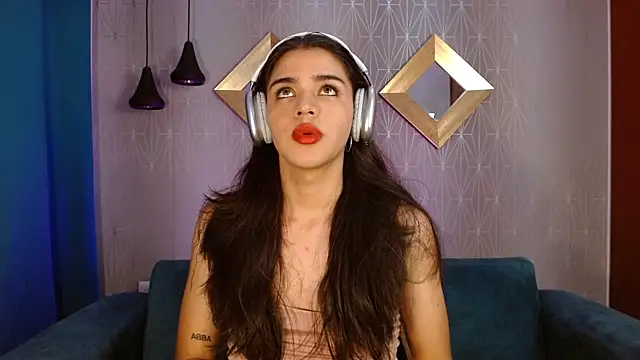 NoahCasstro online show from January 2025 07:43:01 PM