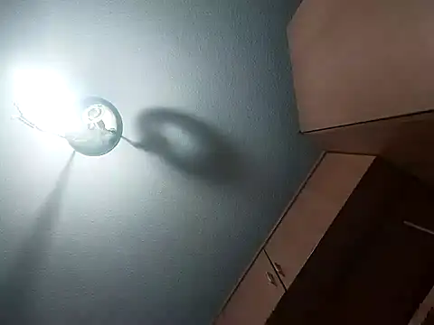 skrigul12 online show from September 2025 04:18:02 PM