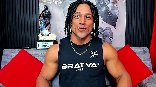 MikeEstevess online show from September 2025 09:47:02 PM