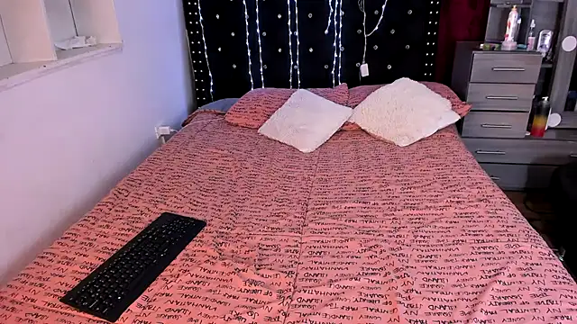 valerie luxe  online show from July 2026 04:19:02 AM