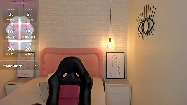 Kittytimberlake online show from November 2025 12:37:02 PM