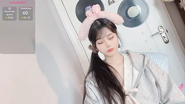 Qedgjwyz1 online show from February 2025 10:50:02 PM