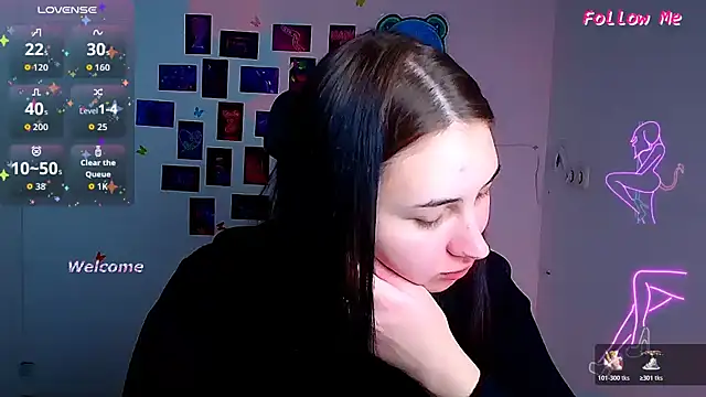 Jennifer Blum online show from December 2025 12:32:01 PM