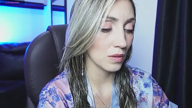 anny sweet72 online show from April 2026 11:56:01 AM