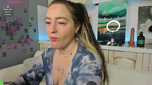 Kruela Eva online show from November 2025 11:29:01 PM