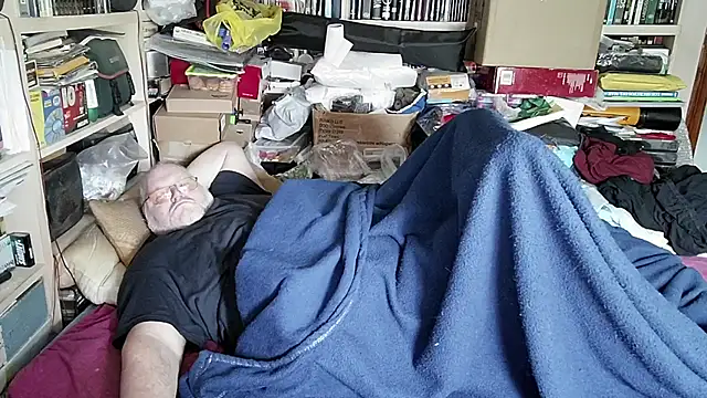 hadeszeuss2 online show from February 2025 02:37:02 PM