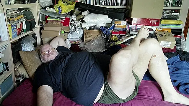 hadeszeuss2 online show from February 2025 02:42:02 PM