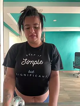 Devilsweet17 online show from February 2026 06:59:02 PM