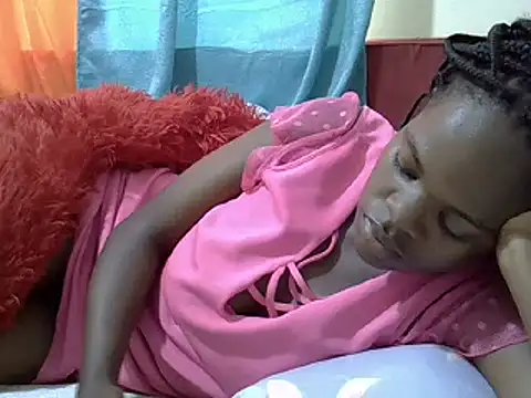 Snapshot of Creamy_dolly chatting on March 2025 05:16:01 AM Creamy dolly online show from March 2025 05:16:01 AM