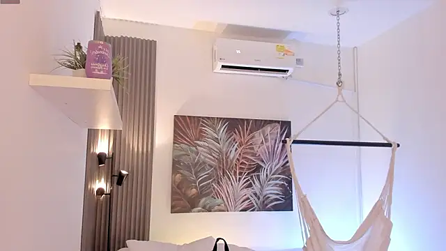 emma alice  online show from February 2026 10:44:02 AM