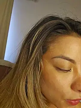 Karen San Miguel online show from March 2025 10:28:02 PM