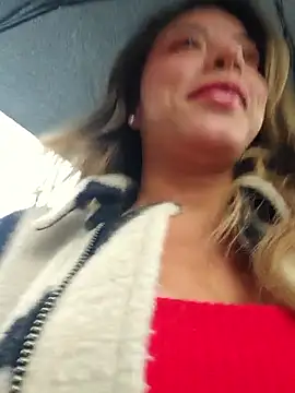 Karen San Miguel online show from November 2025 08:05:01 PM