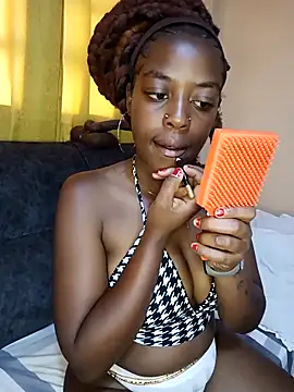 pretty-eyes23 online show from March 2025 06:00:02 AM