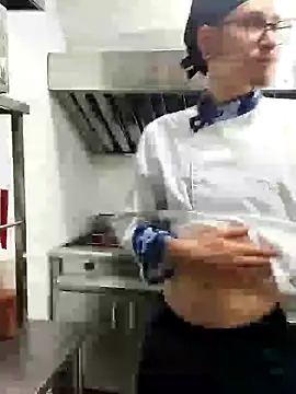 Snapshot of MrShaggy chatting on January 2025 10:52:01 PM MrShaggy online show from January 2025 10:52:01 PM