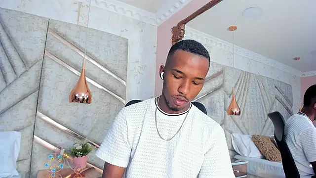 JamesParck online show from January 2025 12:24:01 PM