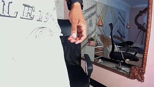 JamesParck online show from January 2025 06:43:01 PM