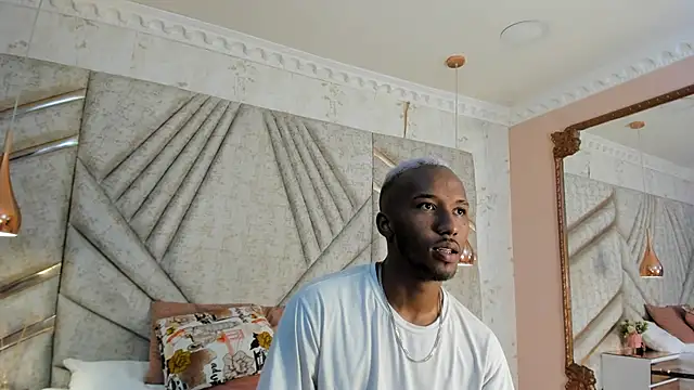 JamesParck online show from February 2025 12:08:02 PM