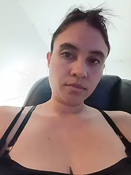 keelly richaardson1 online show from November 2025 09:13:02 PM