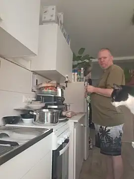 ShyBoy1982 online show from June 2026 10:39:02 AM