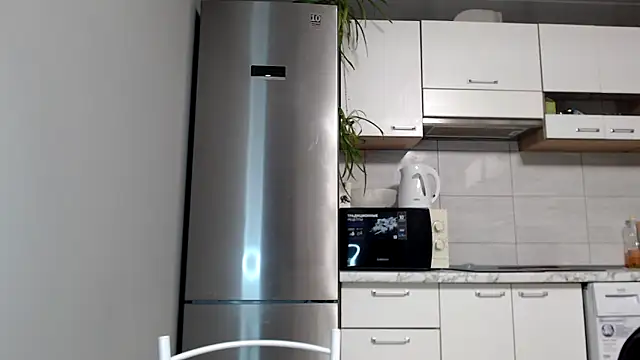 SierraSky  online show from December 2024 06:17:01 PM