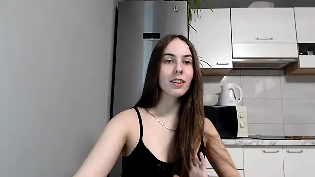 SierraSky  online show from March 2025 06:08:02 PM